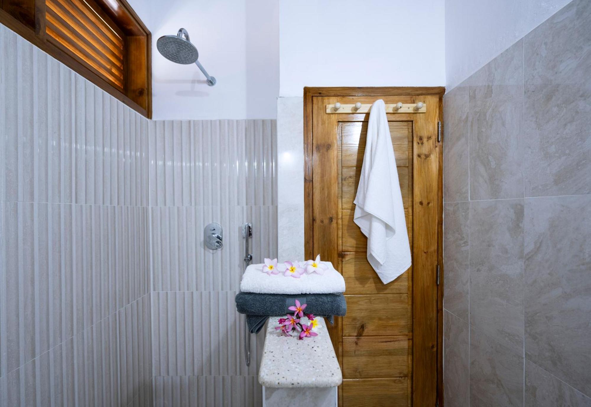 Sunbird Villas Glacis  Ngoại thất bức ảnh