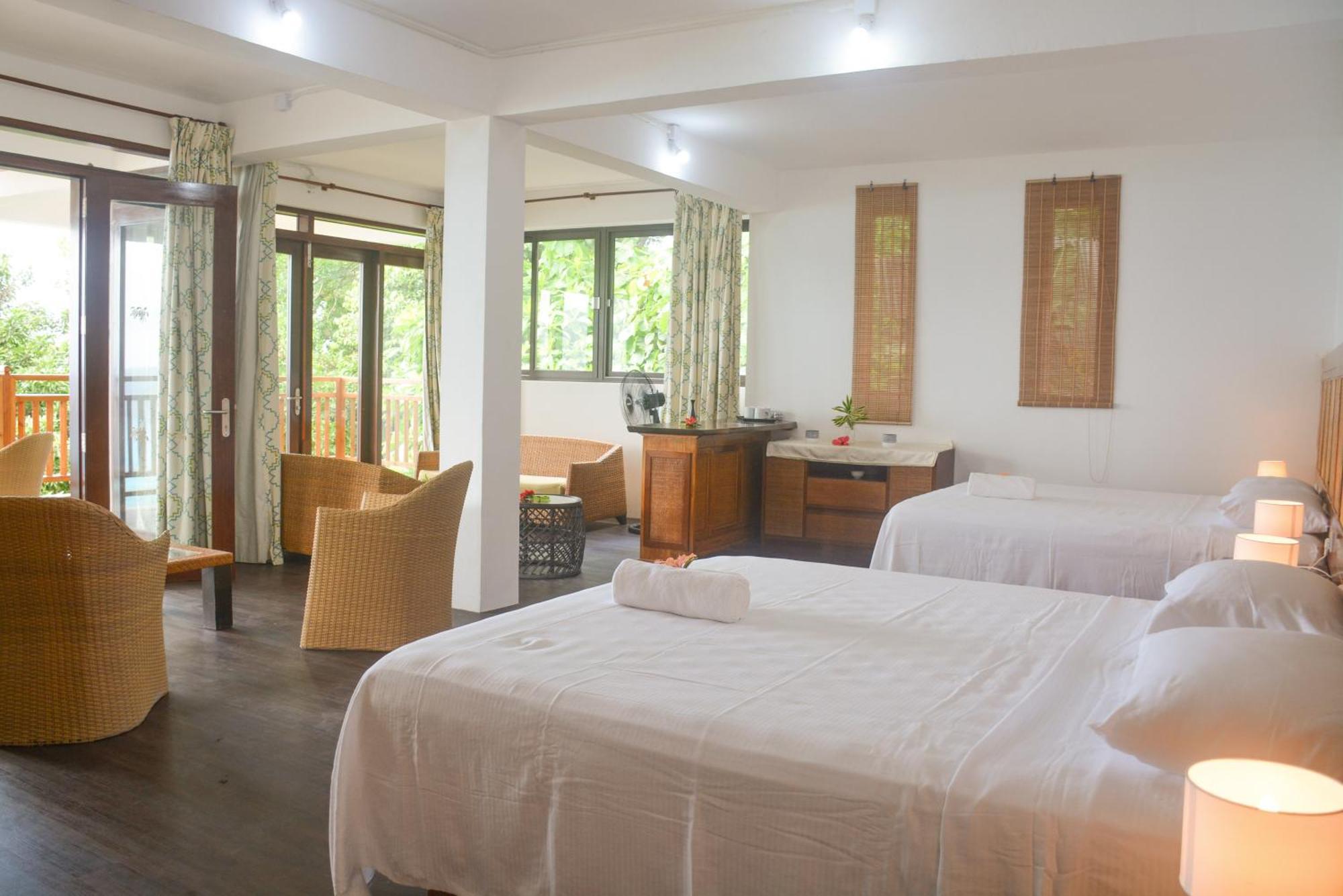 Sunbird Villas Glacis  Ngoại thất bức ảnh